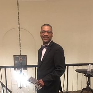 Meet your Posher, Thomas